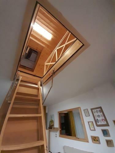 Hostal Tulip Home Guest House