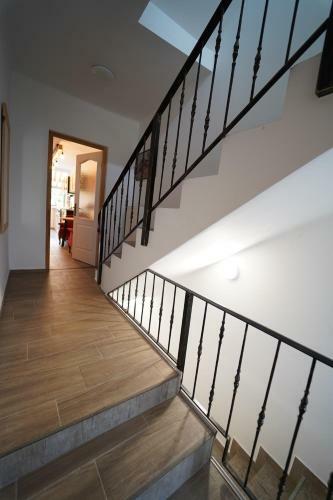 Hostal Tulip Home Guest House