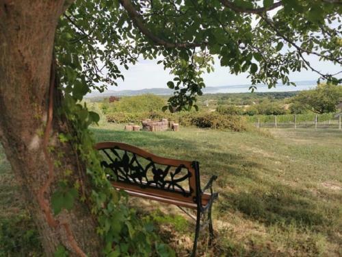 �lomvilla Balatonudvari