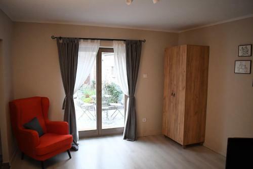 Vatus Apartmanh�z V�c