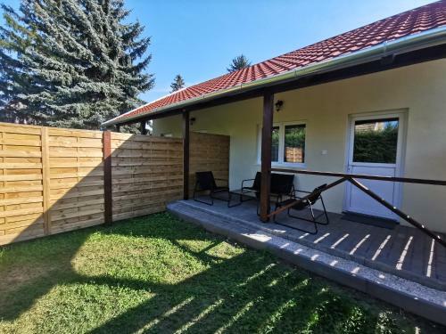 Vali N�ni Kif?zde �s Apartman