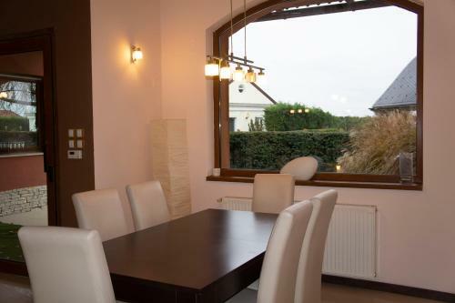 Villa Velencei F?zf�s