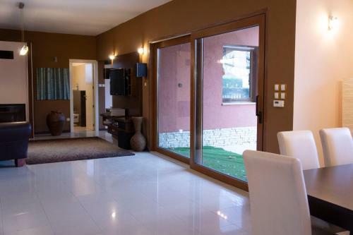 Villa Velencei F?zf�s