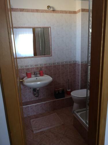 Hotello Apartmanh�z �s Panzi�