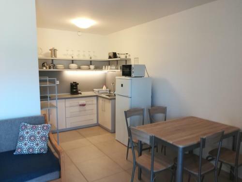 Zam�rdi Sir�ly Apartmanok