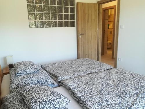 Zam�rdi Sir�ly Apartmanok