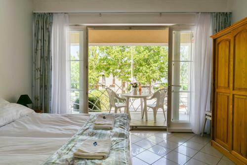 Gy?rfi Apartmanh�z Zam�rdi