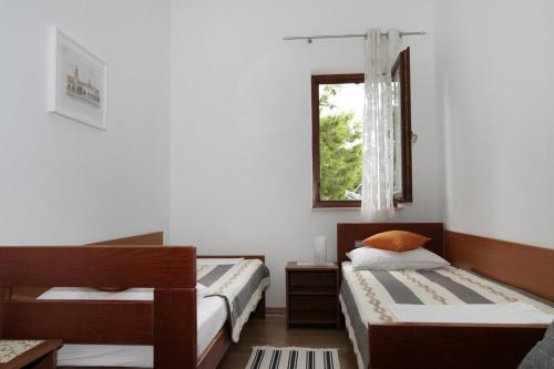 Apartments By The Sea Trogir - 11895