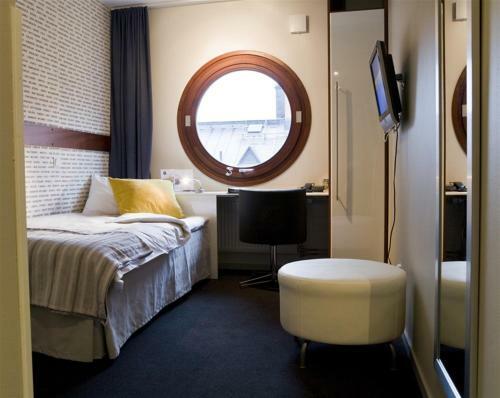 First Hotel �rebro