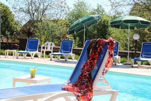 Hotel Logis Des Trois Maures