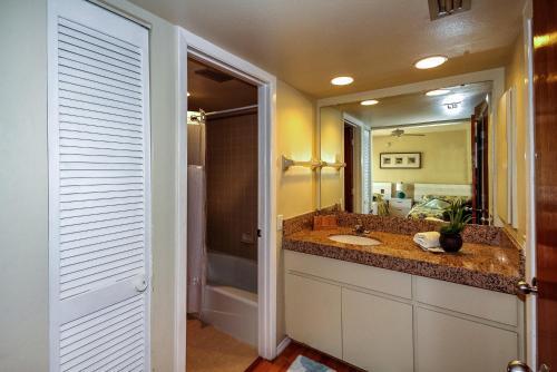 Bird's Nest Vacation Apartments