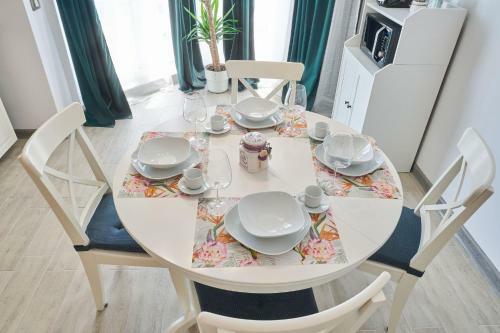 Provence Apartment In Alezzi Spa N Pool Resort