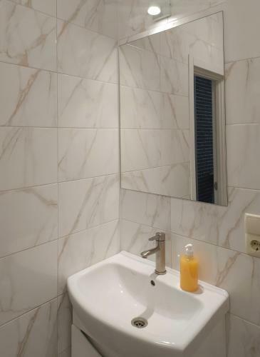 Nice And Pleasant Apartment In City Center