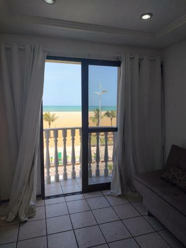 Apartamento No Meireles Frente Mar