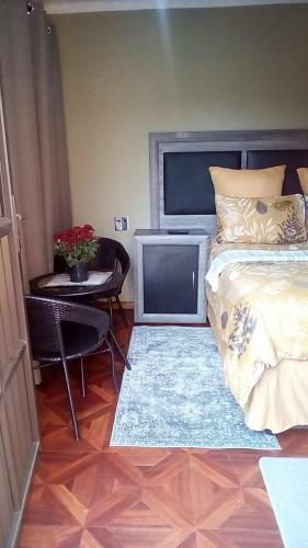 Albergue Authentic Bicycle Tours And Backpackers