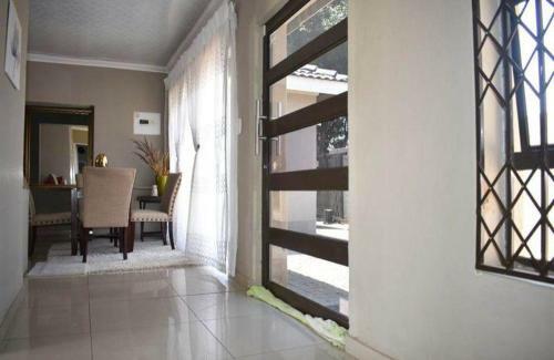 Apartamento Mzingwane