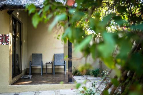 Umkumbe Safari Lodge Riverside