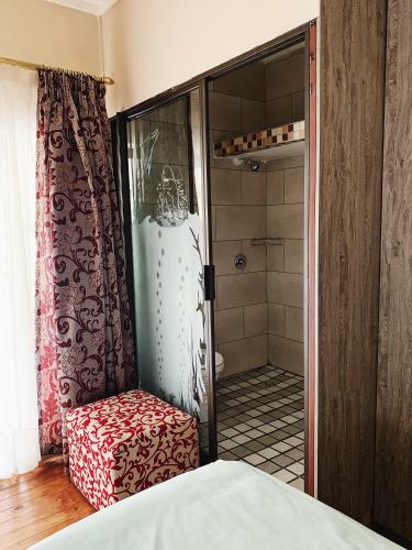 Hostal Sibahlenomhlambi Guesthouse