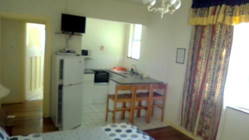 Hostal Access Guest House