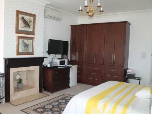 Hostal Ashbourne Manor