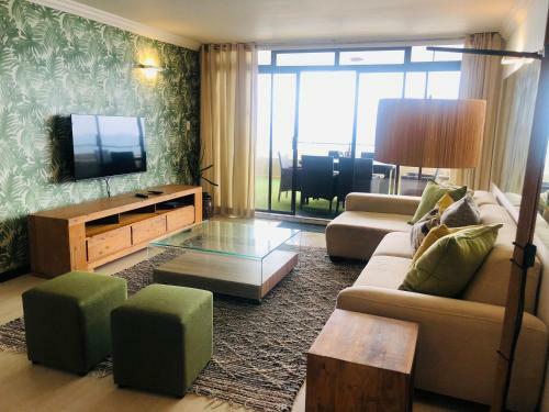 Sands Umdloti Luxury Beach Front Apartment