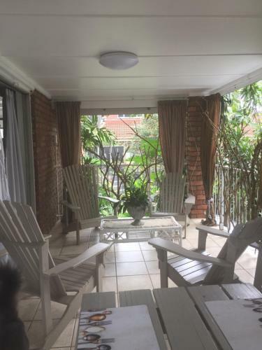 Bed & Breakfast White River B & B