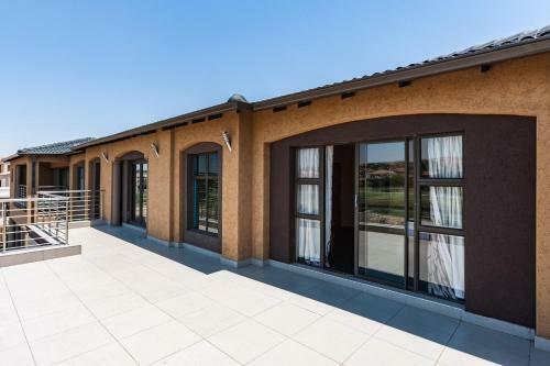 Alimama Spaces: Manson Mansion