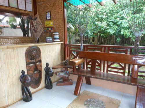 Hostal Jungle Flower Guest House