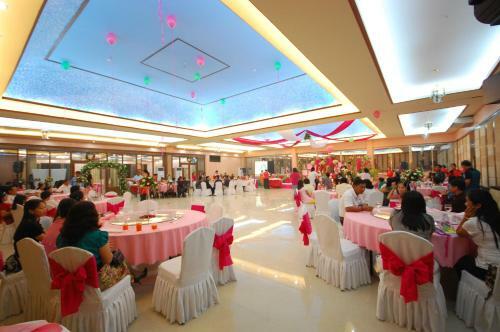 A&a Plaza Hotel