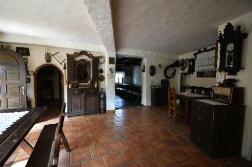 Hostal Arts And Crafts Guesthouse