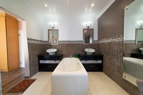 Luxury Boutique Home In Kyalami