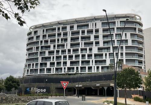 5 Star Ellipse Waterfall Elegant Apartments, Midrand