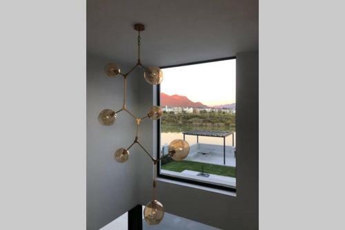 Villa Beautiful Modern Lake House With Spectacular Views