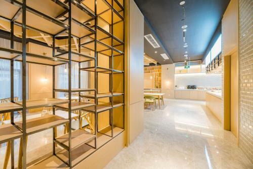 Atour Hotel Nantong Xinghu