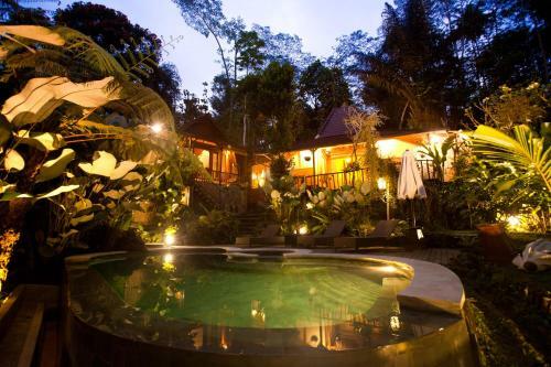 Lodge Umah Tis Sebatu
