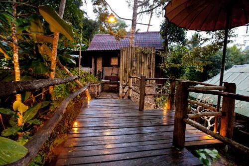 Lodge Umah Tis Sebatu