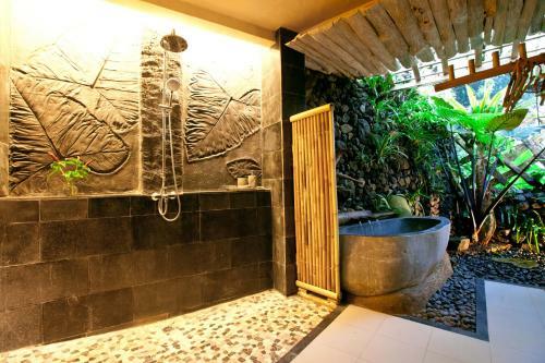 Lodge Umah Tis Sebatu