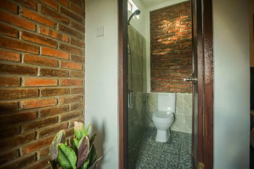 Hostal The Backyard House