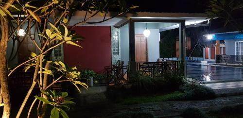 Mandalawangi Hotel