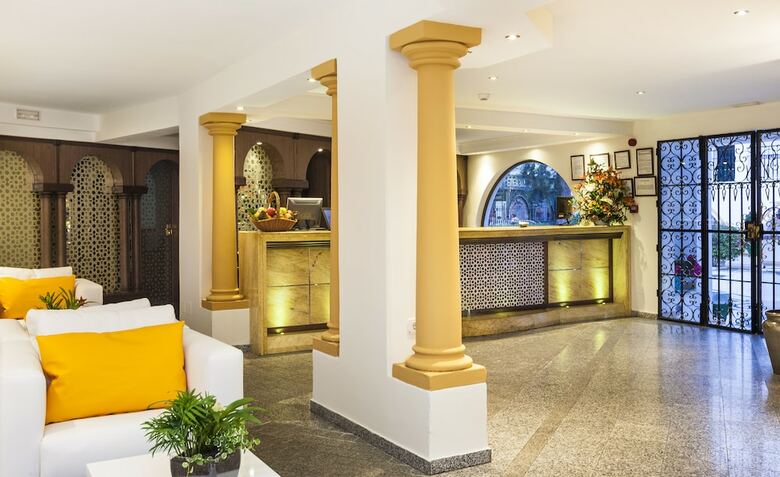 Hotel Globales Cortijo Blanco