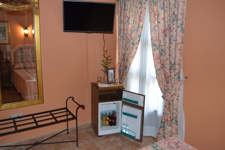 Hotel Don Javier (.)