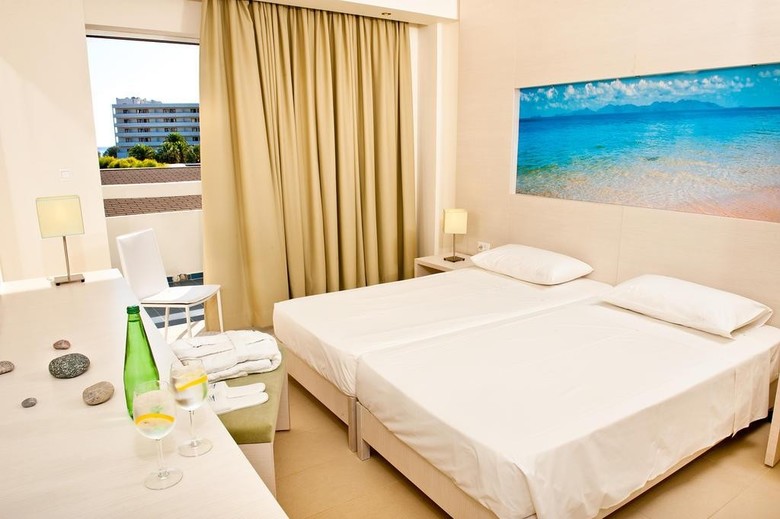 Lindos White Hotel & Suites