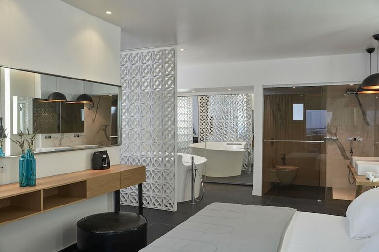 Hotel Kosmoplaz