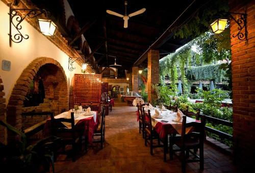 Hotel Restaurant Bujtina E Gjelit