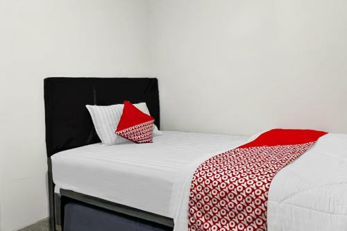 Hotel Oyo 90708 Kbr Home