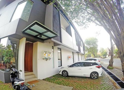 Hotel Hm Social Karawaci