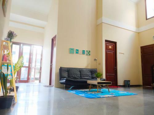 Hostal Green Surabaya Homey