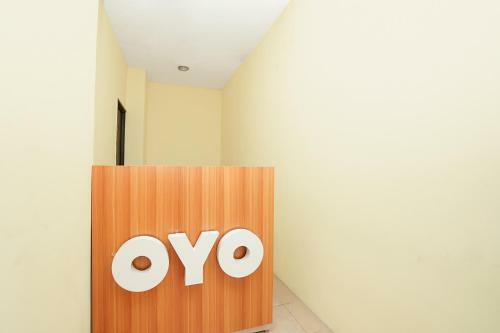 Hotel Vaccinated Staff - Oyo Flagship 910 Menara Rungkut Surabaya