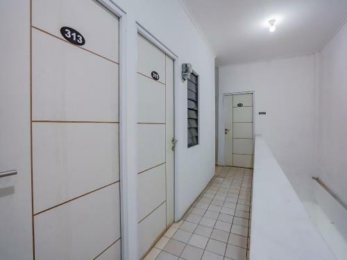 Hotel Spot On 90110 A1 Pakis Argosari