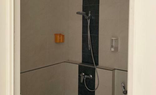 Hotel Oyo Life 3082 Kost Putri Wonorejo